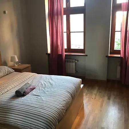 Koziolki Old Town Hostel