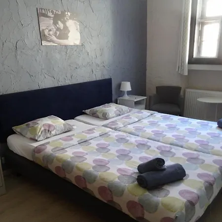 Hostel Koziolki Old Town *