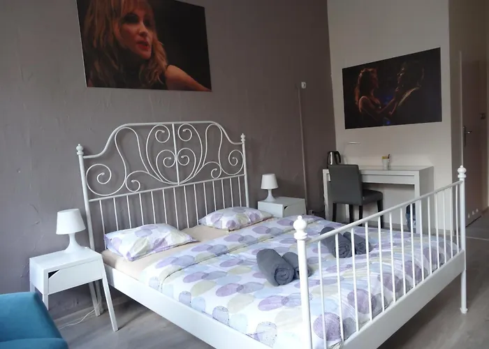 Koziolki Old Town Hostel *