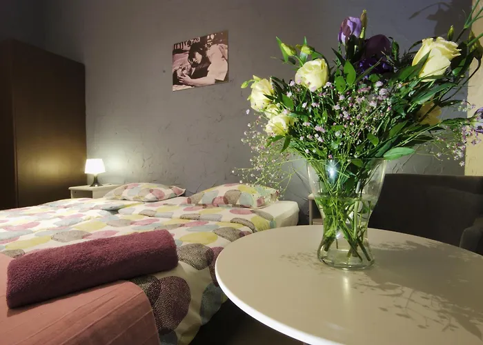 Koziolki Old Town Hostel *